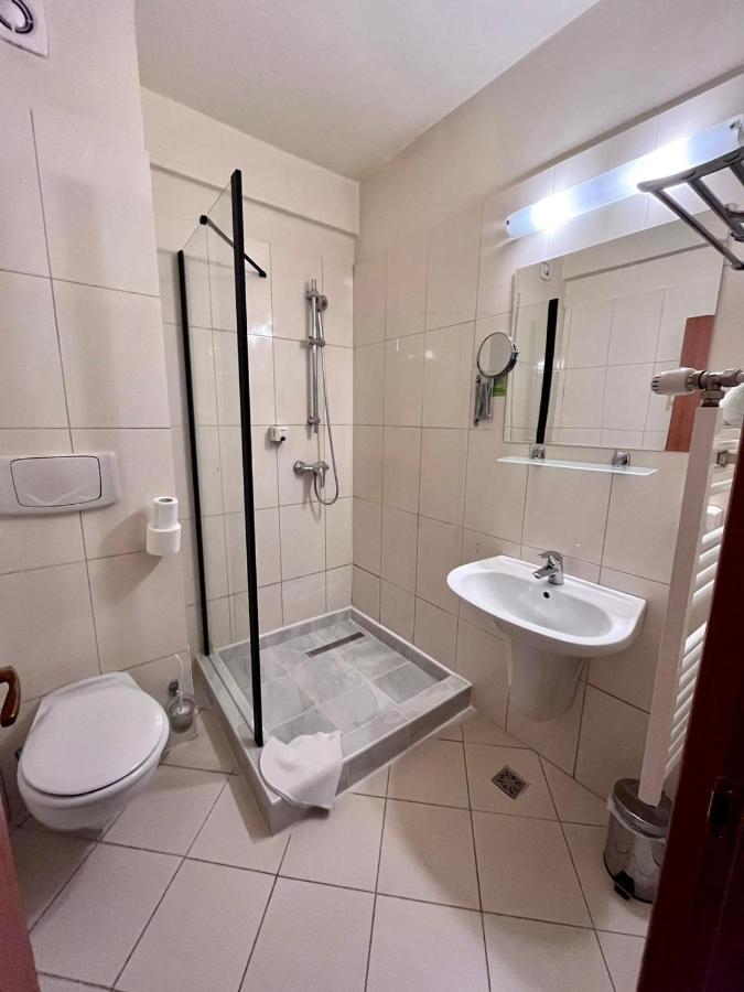 Hotel Seven Kolozsvár Kültér fotó