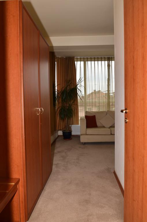 Hotel Seven Kolozsvár Kültér fotó